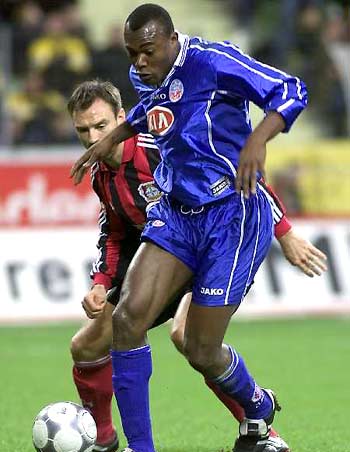 尽管面临挑 尽管面临挑